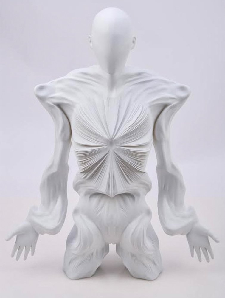 Automaton, by Pedro Dall'Stella, 2024, resin