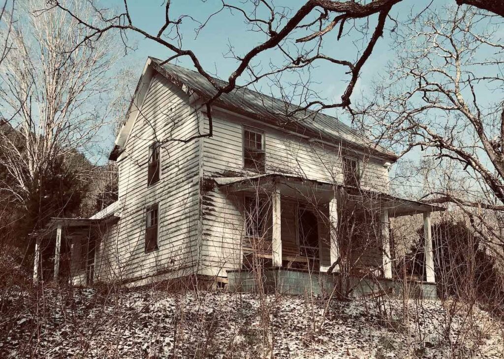 Farmhouse at Dunns, by Jared G. Lilly, 2017