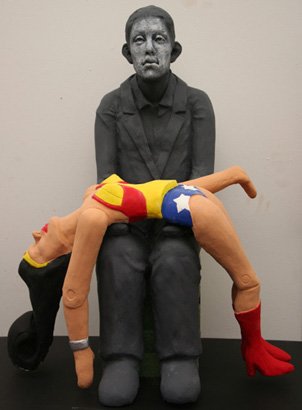 Lost of Hero, by Seul Ki Lee, 2009, plaster casting